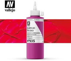 Vallejo Acrylic Studio Fluorescent 935:200ml. Fluorescent Magenta