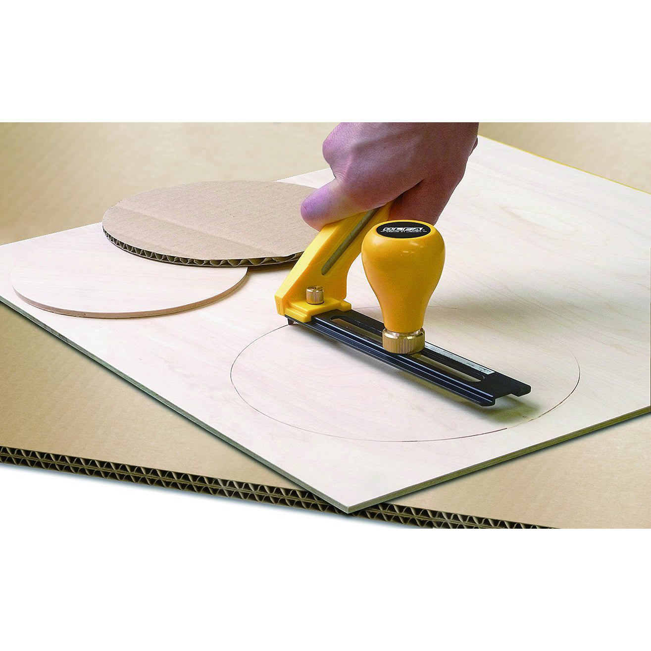 Olfa Heavy Duty Circle Cutter Dia 7-30cm with Blades - Al Masam Stationery LLC