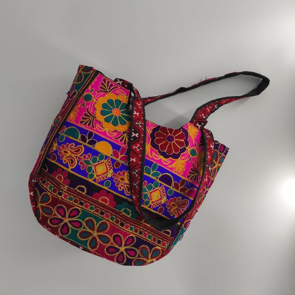 Sindhi Ajrak - Al Masam Stationery LLC