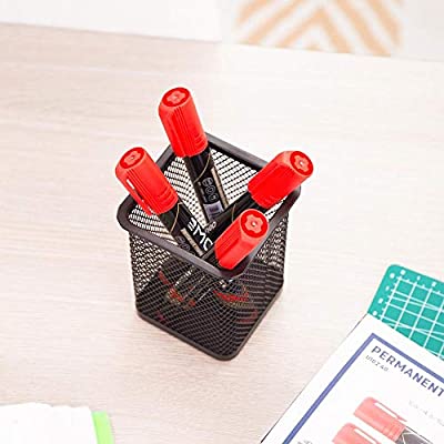 Deli Permanent Marker Bullet 1.5mm Red - Al Masam Stationery LLC