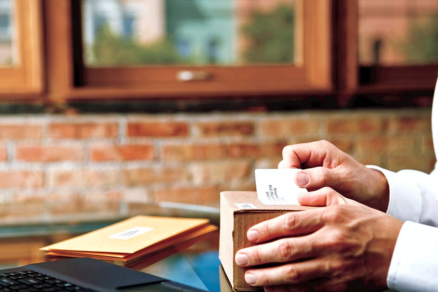 DYMO NAME BADGE 41X89MM 300 (11356) - Al Masam Stationery LLC