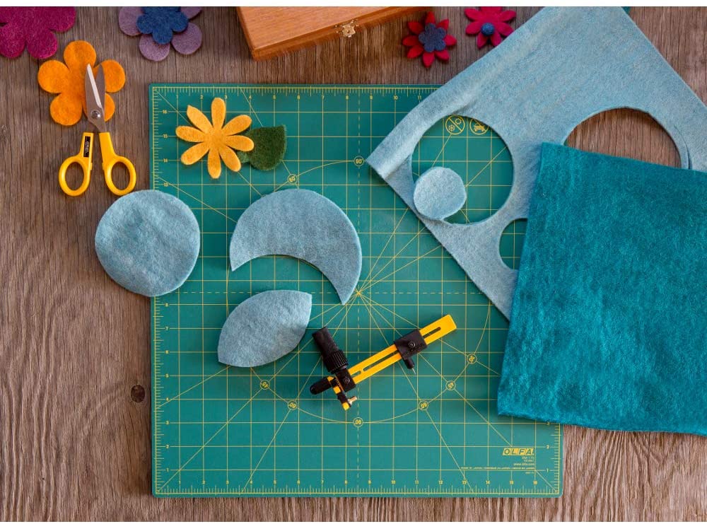 Olfa Rotary Compass Cutter Fabric Dia4-22cm - Al Masam Stationery LLC