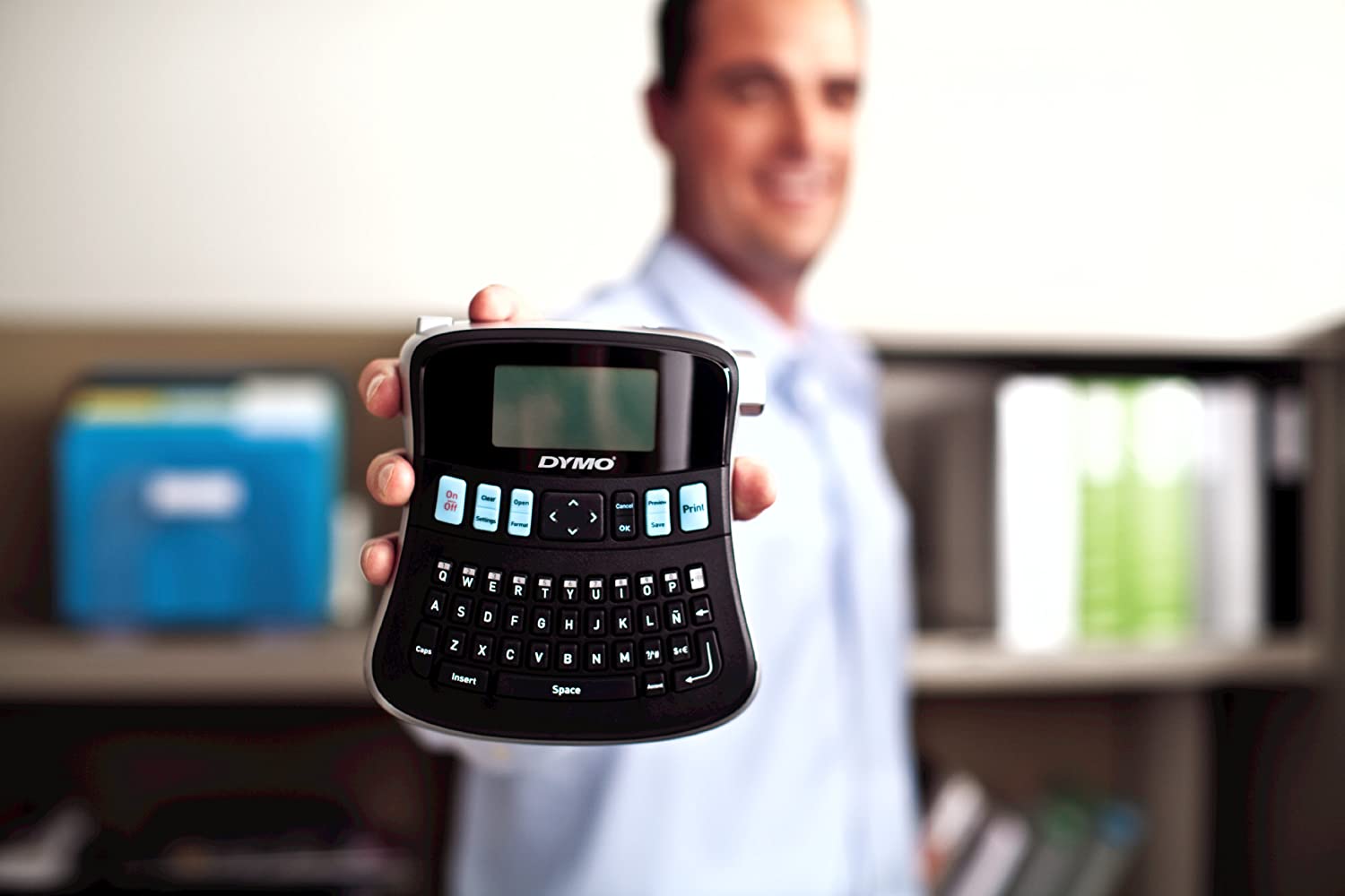 DYMO LM210D ARABIC (2097038) - Al Masam Stationery LLC