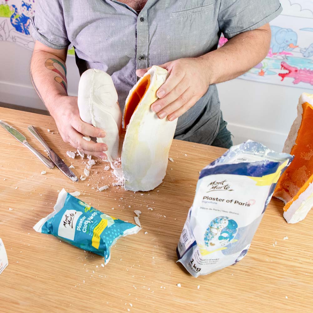 Mont Marte Plaster of Paris 1kg for Casting, Modelling & School Craft Projects