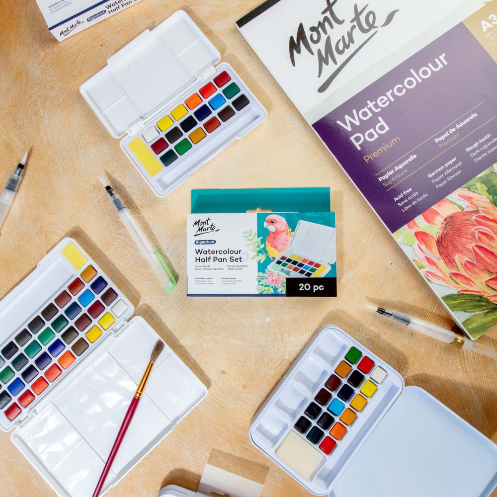 Mont Marte Watercolour Half Pan Set 20pc for Travel Sketching, Painting & Colour Mixing
