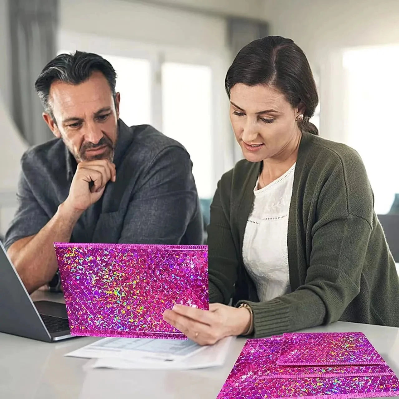 ELMAS 50Pcs Holographic Bubble Mailer Rose Red Shipping Bag - Al Masam Stationery LLC