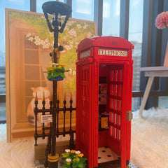 ELMAS Creative London Red Telephone Booth Building Set