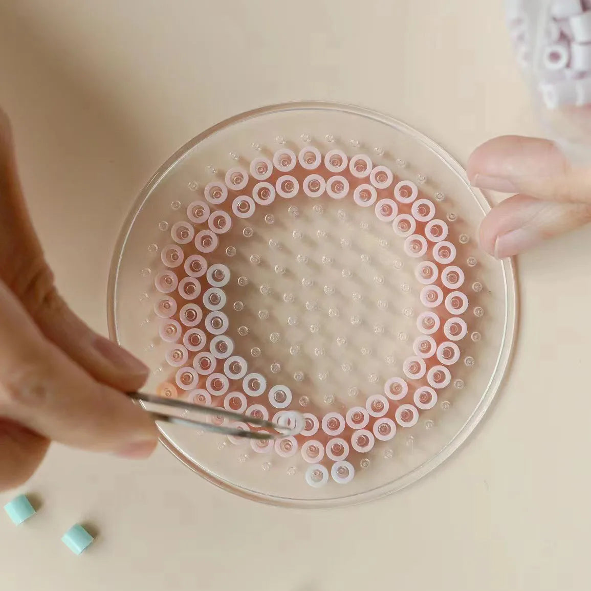 ELMAS 5MM 1000PCs Pixel Puzzle Iron Beads DIY Gift Toy - Al Masam Stationery LLC