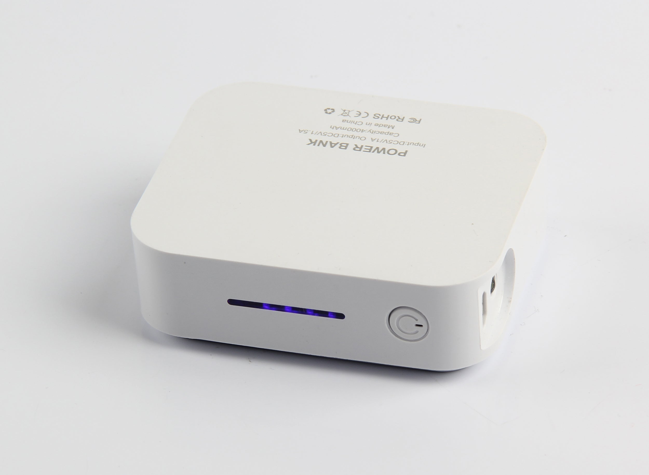 AMS-AK-043-A - Digital power bank (6000 mah) Secondary image