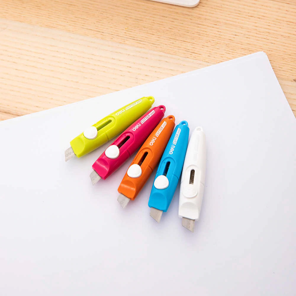 Deli Mini Cutter Auto-lock - Al Masam Stationery LLC