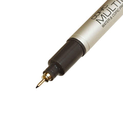 Expertly sketch and outline with the Copic Multiliner Size 0.2 Black Pen. Its precise tip and waterproof ink provide 0.2mm of precise lines while remaining fade-resistant. Create detailed, professional illustrations with this industry-grade pen.