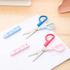 Deli Scissors 121mm w/sleeve - Al Masam Stationery LLC