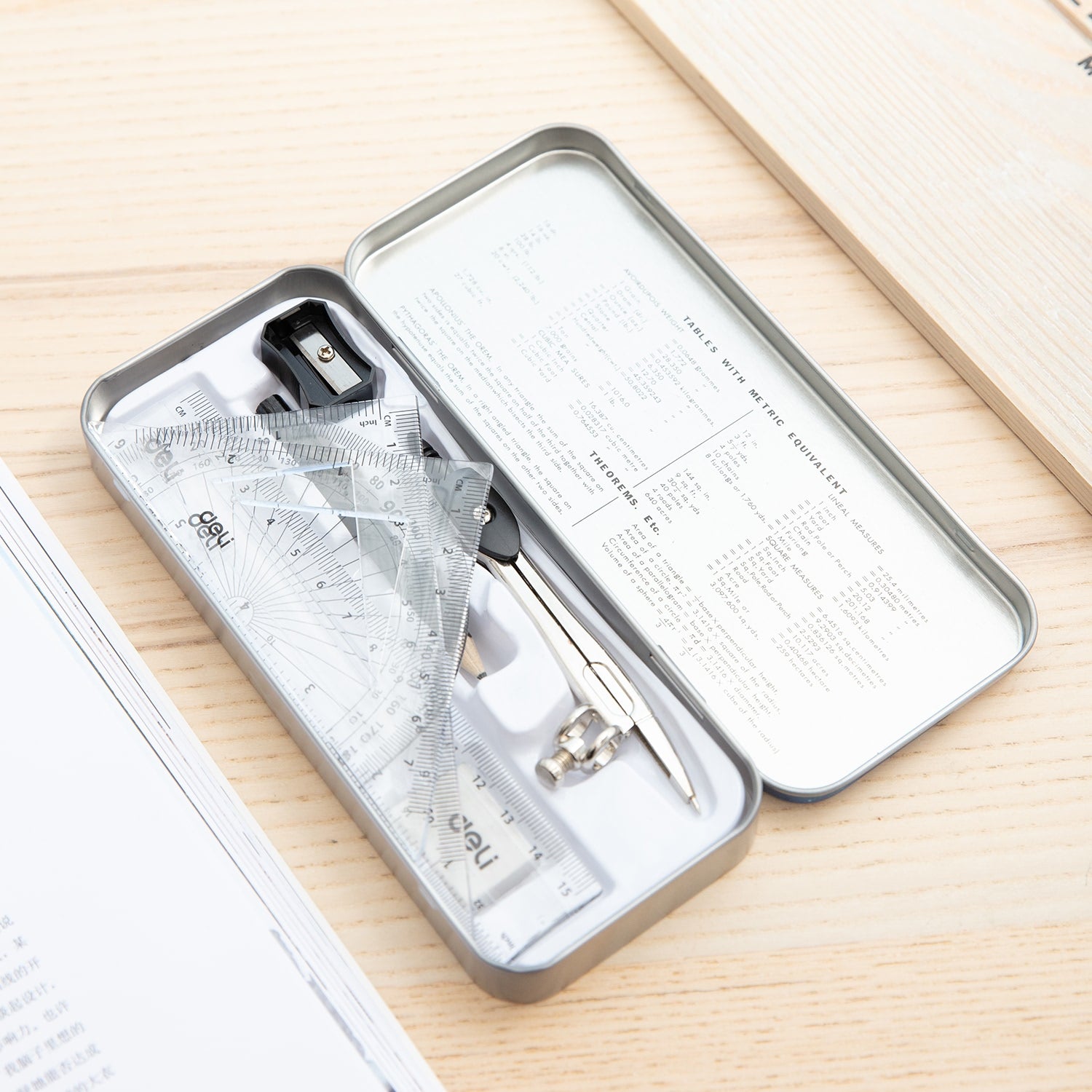 Deli Zamak Compass w/pencil - Al Masam Stationery LLC