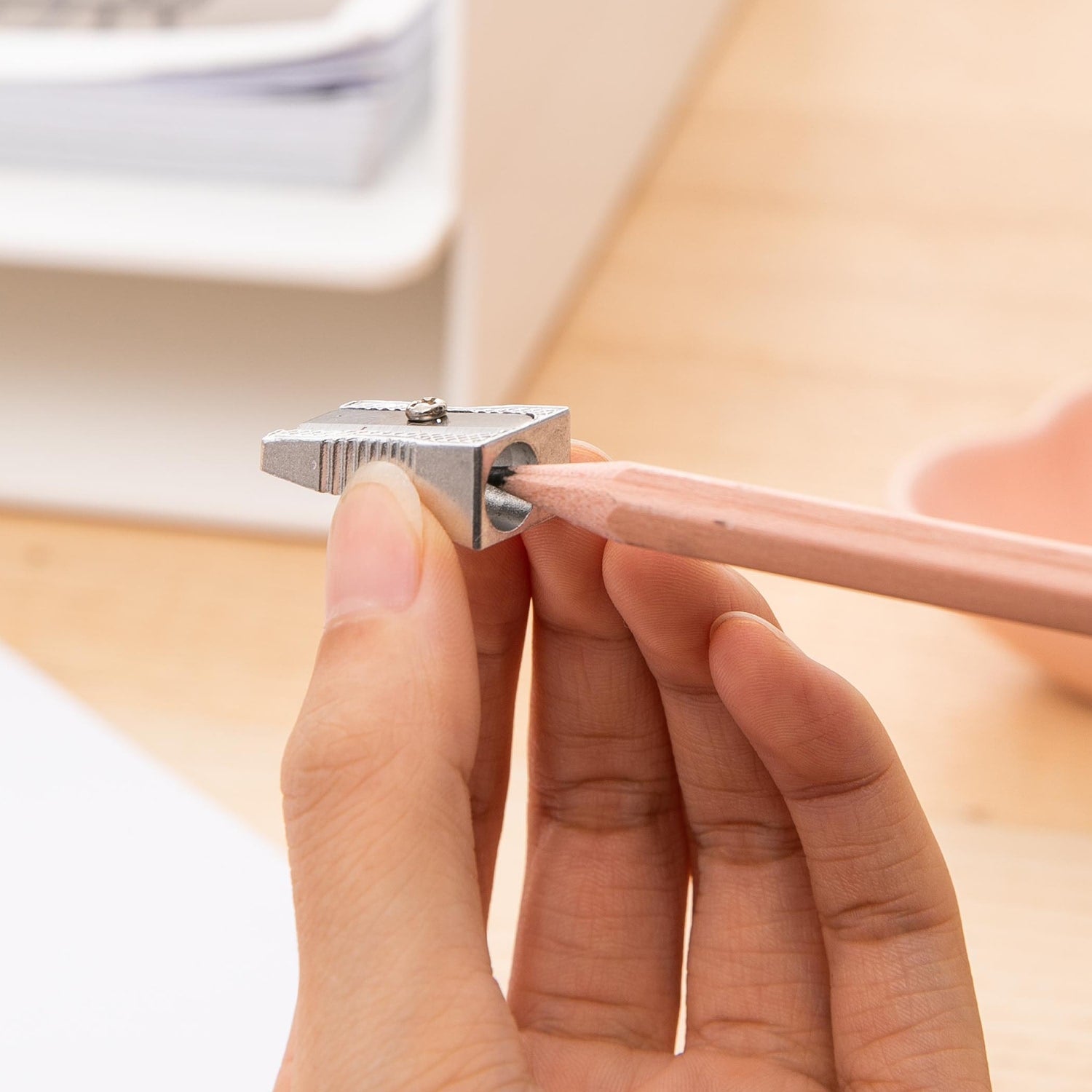 Deli Alu. 1-hole Sharpener 7mm Silver - Al Masam Stationery LLC