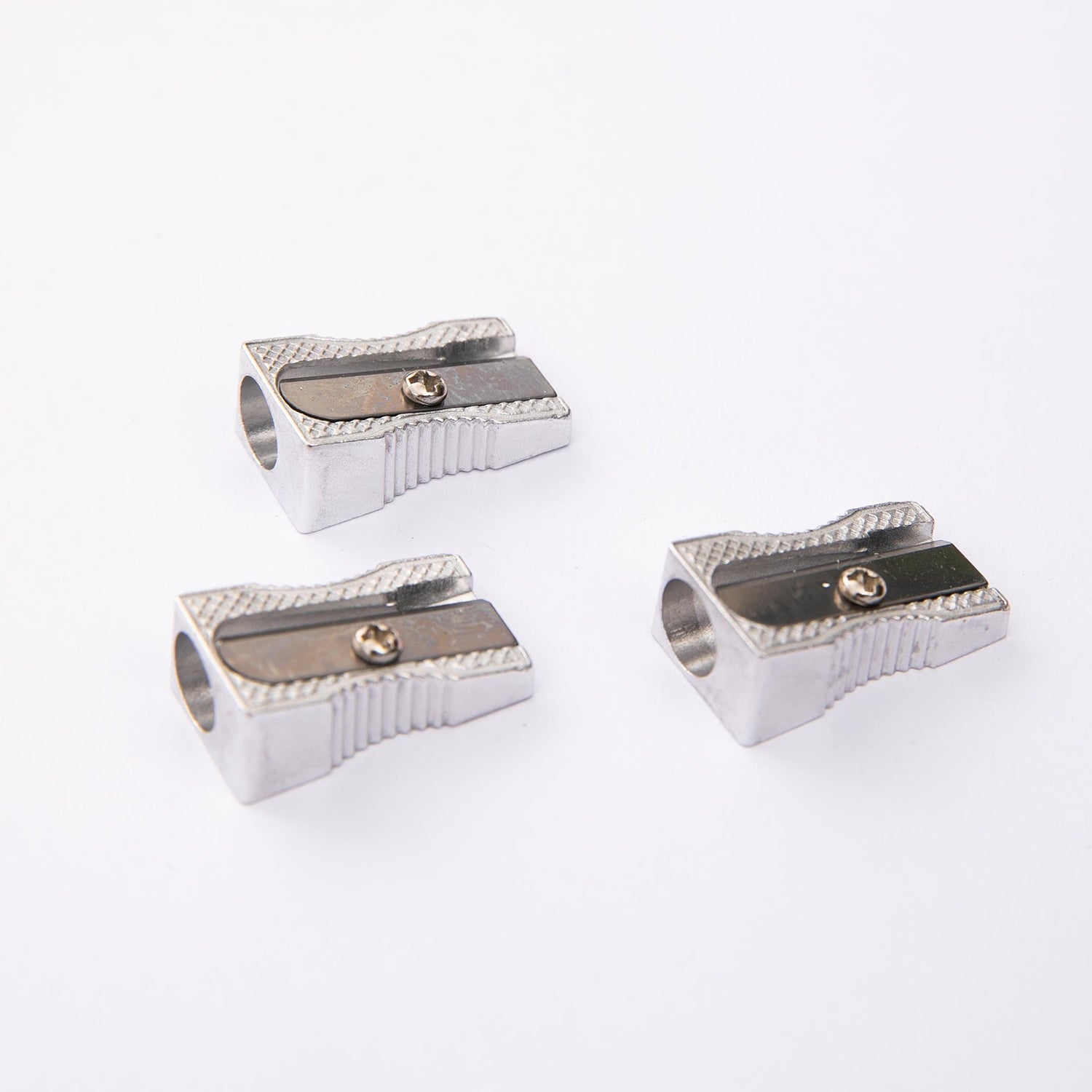 Deli Alu. 1-hole Sharpener 7mm Silver - Al Masam Stationery LLC