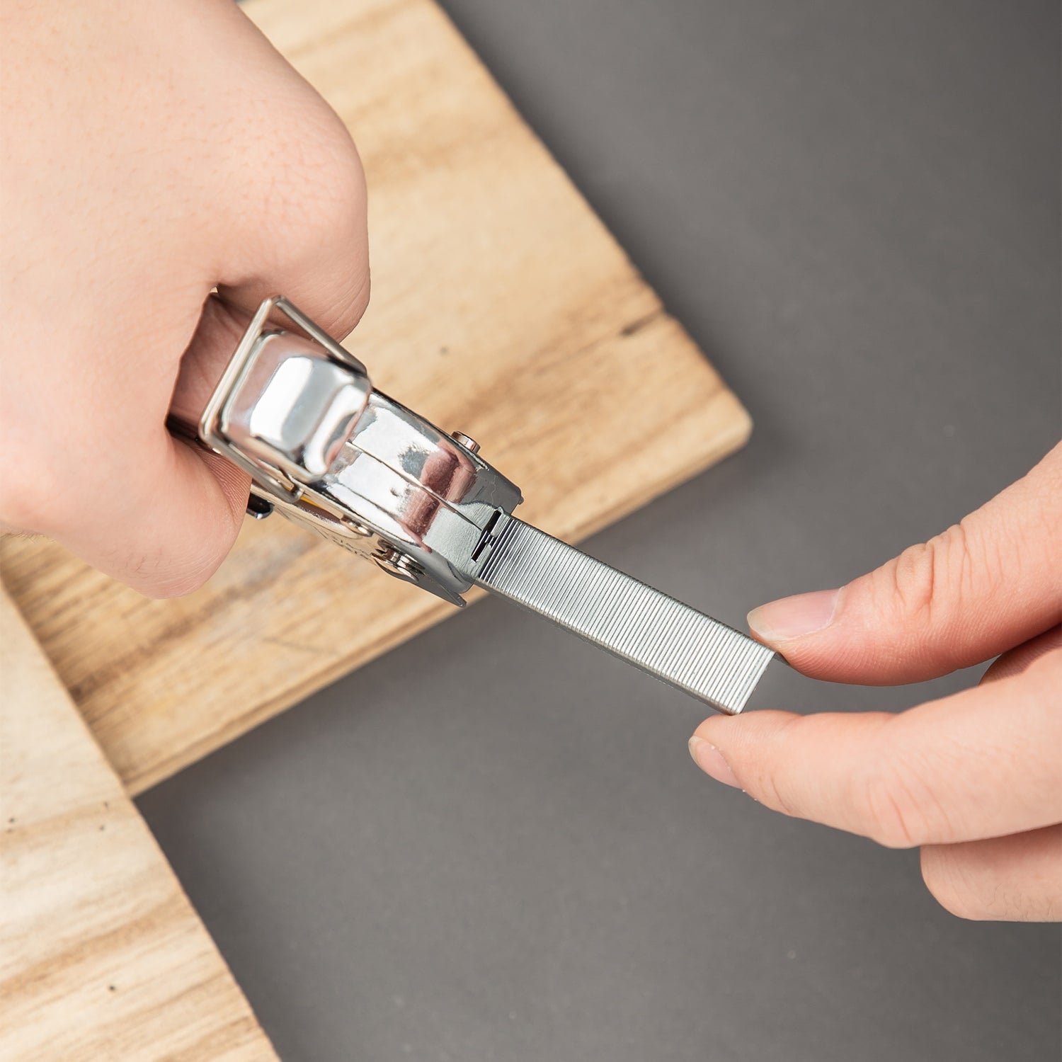 Deli Metal Tacker 8mm Value Pack - Al Masam Stationery LLC