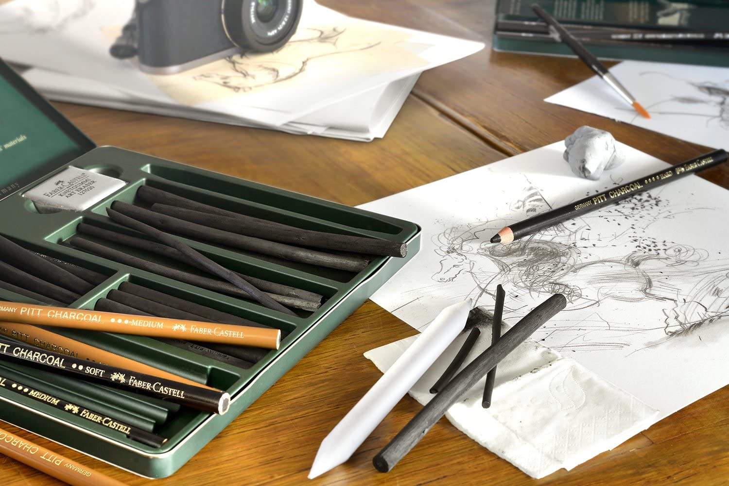 FABER-CASTELL PITT GRAPHITE CRAYON 9B Secondary image