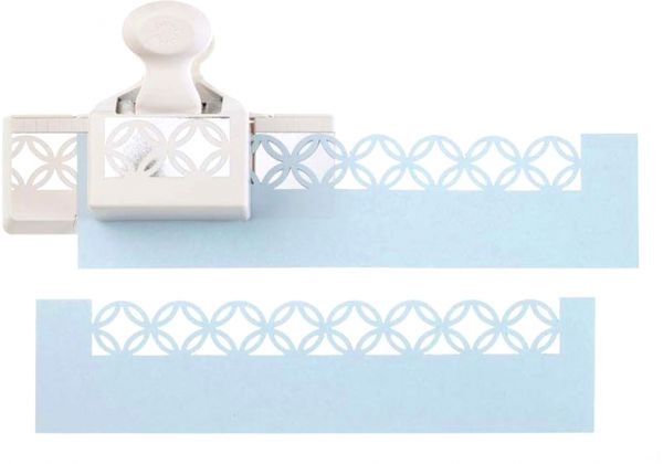 Martha Stewart Daisy Rings Deep Edge Punch Secondary image