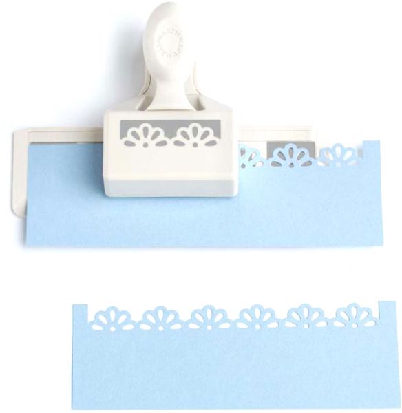 Martha Stewart Edger Pnch Half Daisy Secondary image